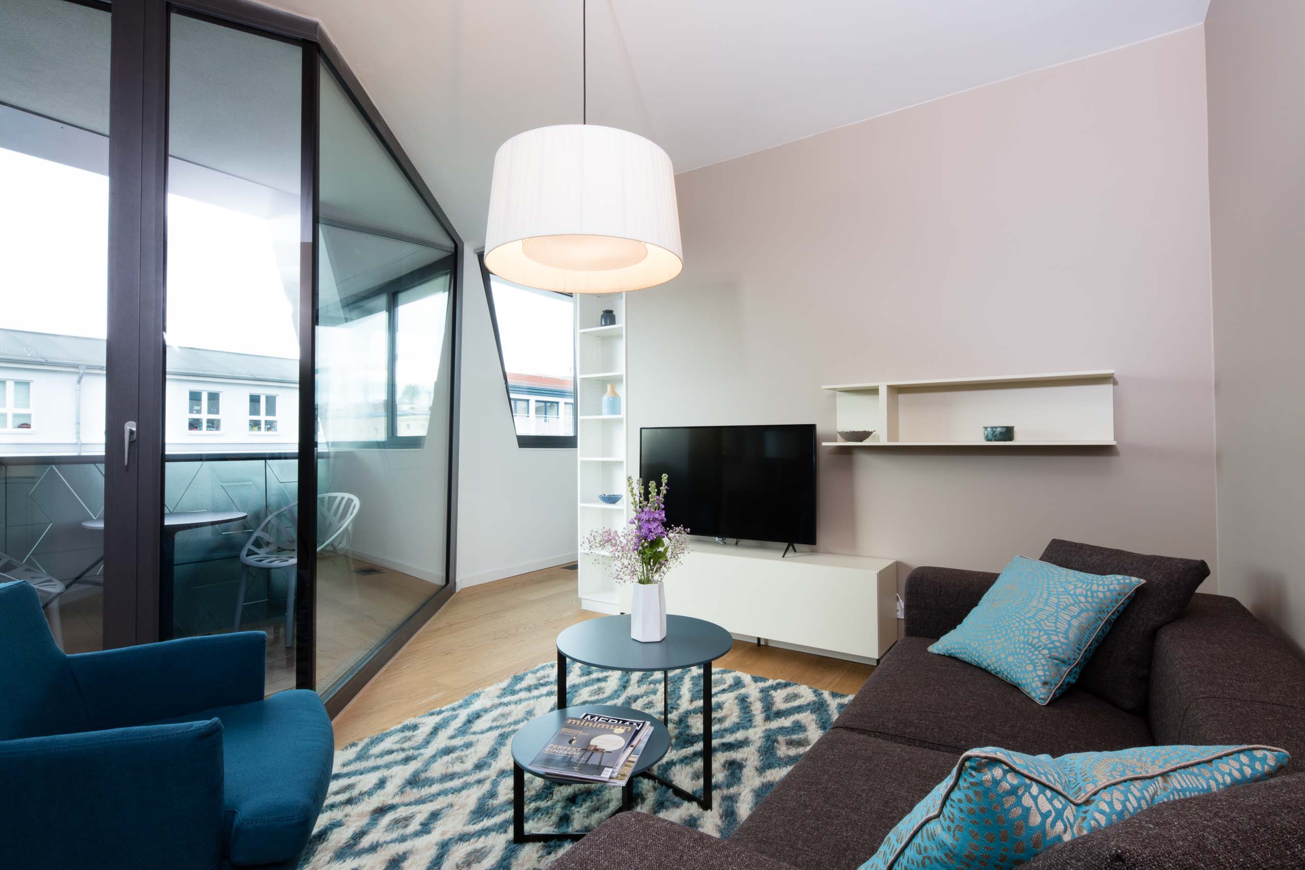 sapphire-exclusive apartment-studio-berlin-mitte