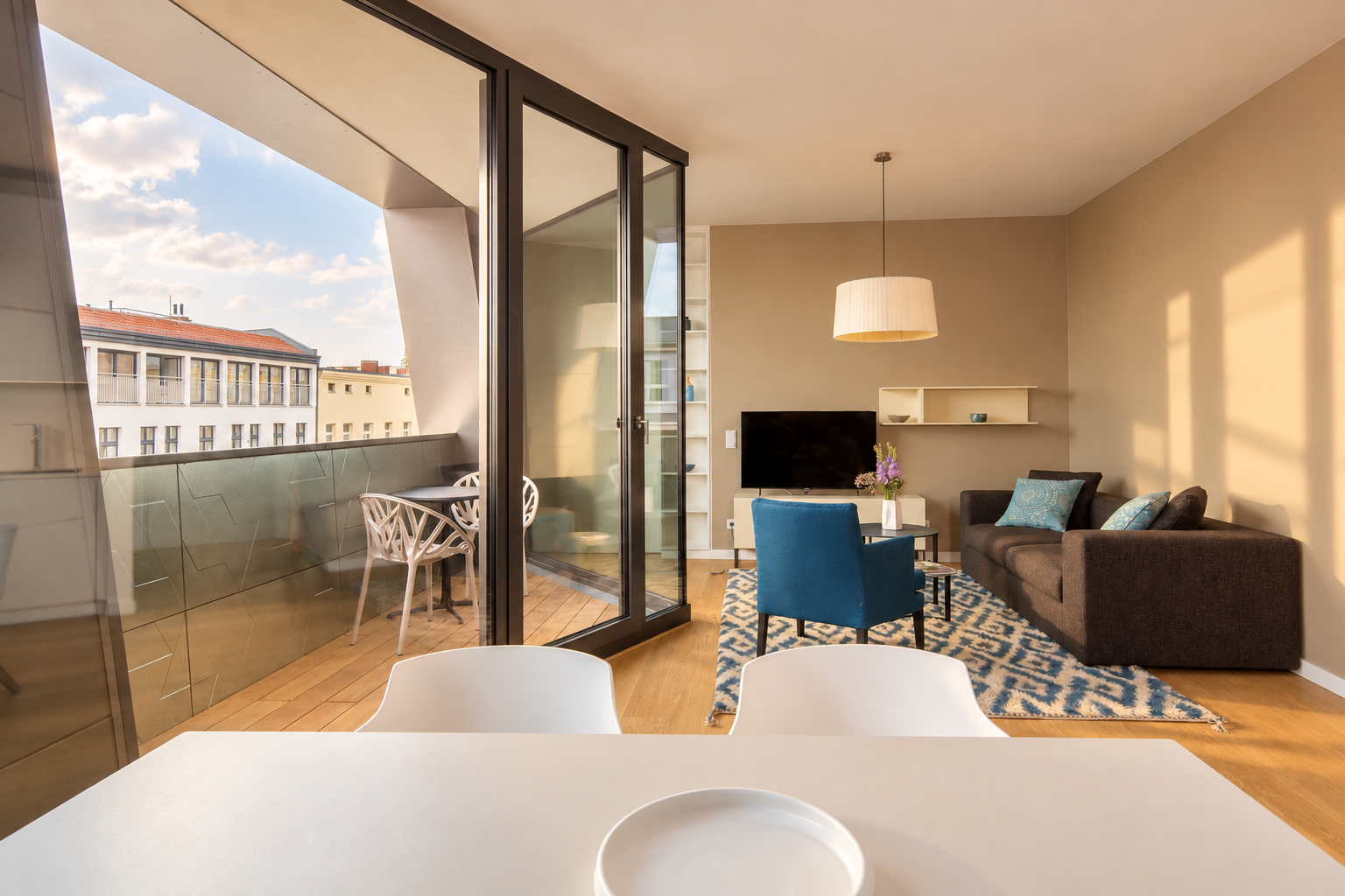 sapphire-exclusive apartment-studio-berlin-mitte-living